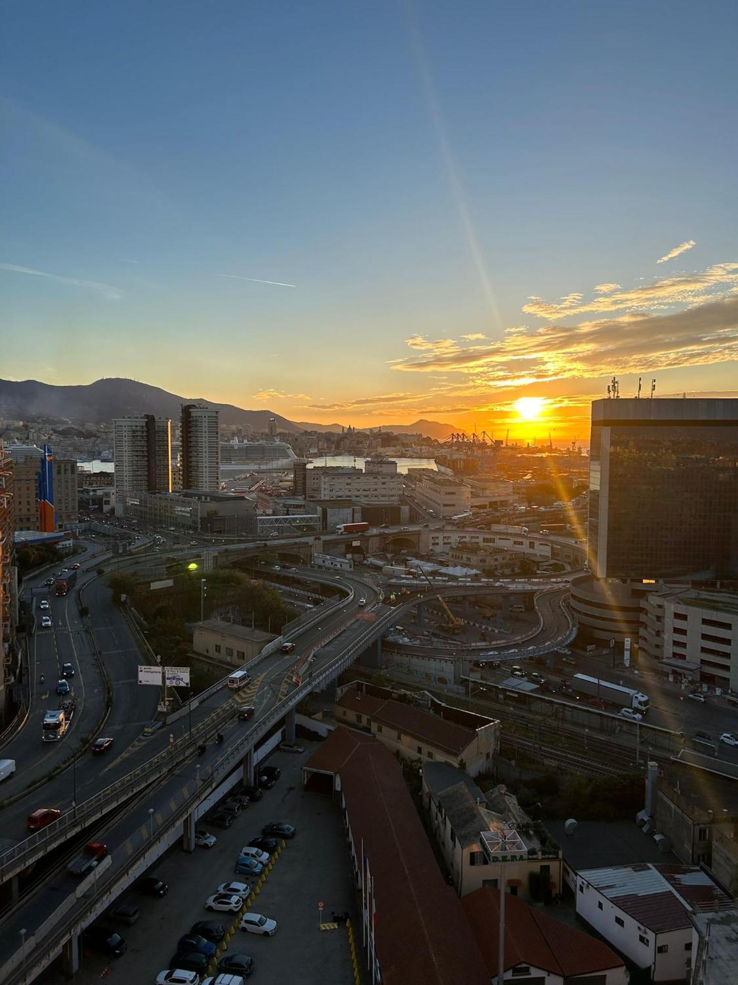 La Finestra Sul Porto Apartment Genoa Bagian luar foto